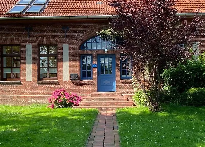 Idyllische An Der Nordsee- Alte Schule Suellwarden * Butjadingen