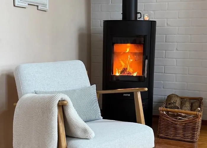 Idyllische An Der Nordsee- Alte Schule Süllwarden Butjadingen